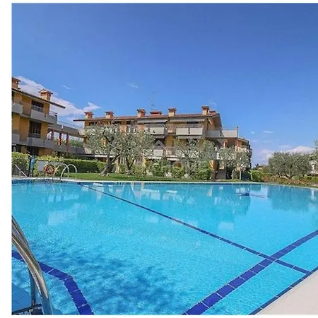 Apartmán Camelia Apt *